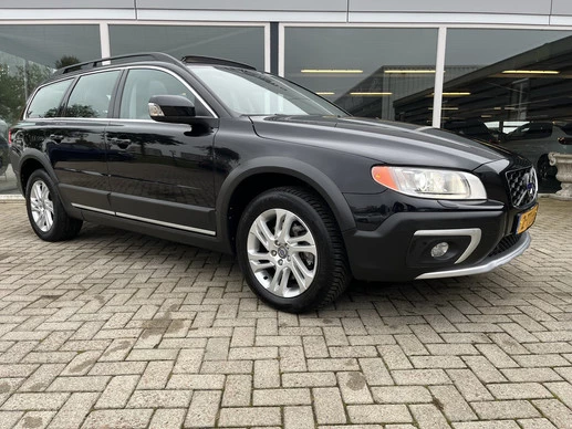 Volvo XC70 - Afbeelding 1 van 30