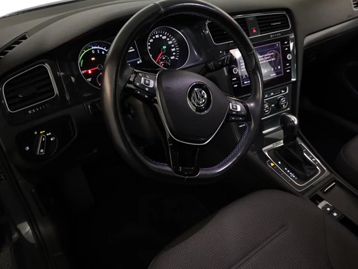 Volkswagen e-Golf - Afbeelding 7 van 23