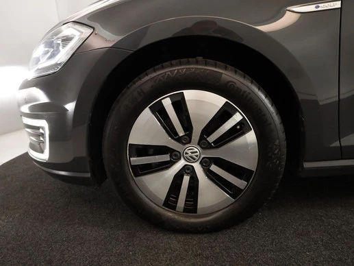 Volkswagen e-Golf - Afbeelding 12 van 23