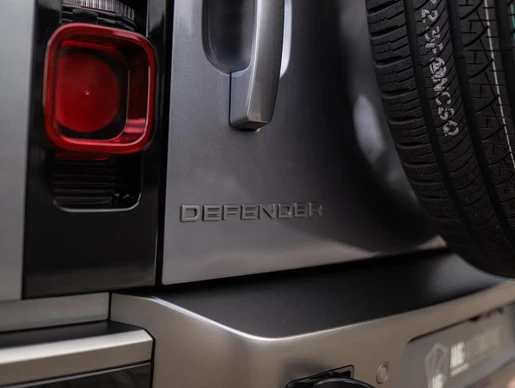 Land Rover Defender - Afbeelding 15 van 30