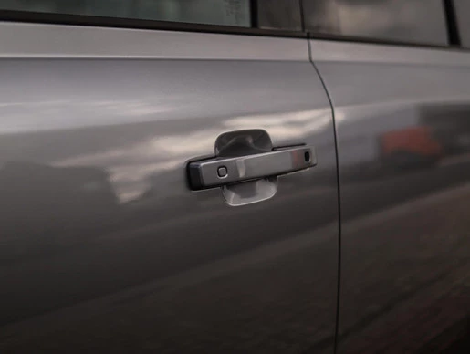 Land Rover Defender - Afbeelding 18 van 30