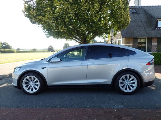 Tesla Model X - Afbeelding 6 van 30