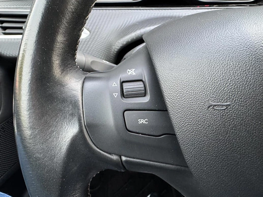 Peugeot 208 - Afbeelding 28 van 30