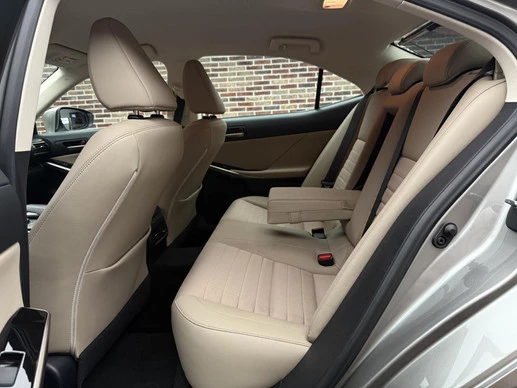 Lexus IS - Afbeelding 13 van 30
