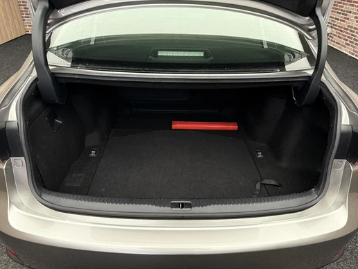 Lexus IS - Afbeelding 14 van 30