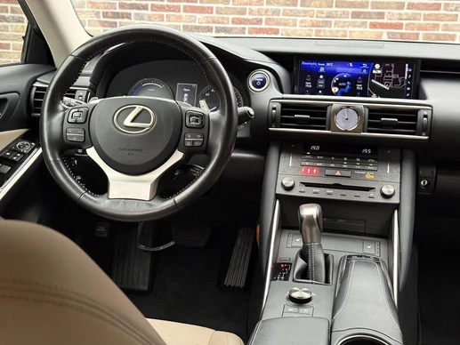 Lexus IS - Afbeelding 26 van 30