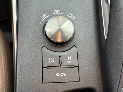 Lexus IS - Afbeelding 27 van 30