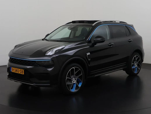 Lynk & Co 01 - Afbeelding 1 van 30