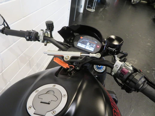 Ducati Monster - Afbeelding 5 van 13