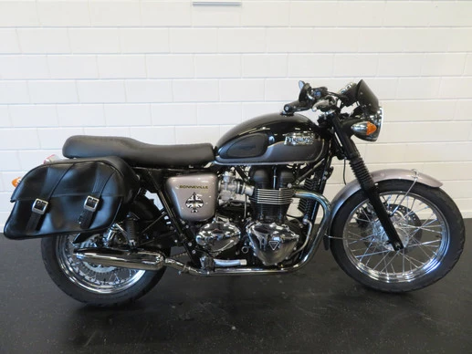 Triumph Bonneville - Afbeelding 1 van 13