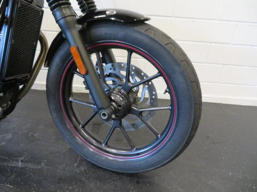 Triumph Street Twin - Afbeelding 7 van 13