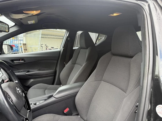Toyota C-HR - Afbeelding 11 van 15