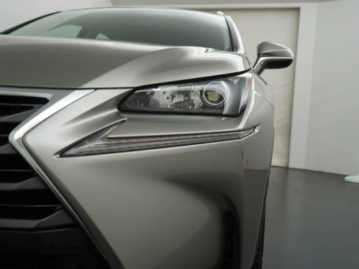 Lexus NX - Afbeelding 16 van 30