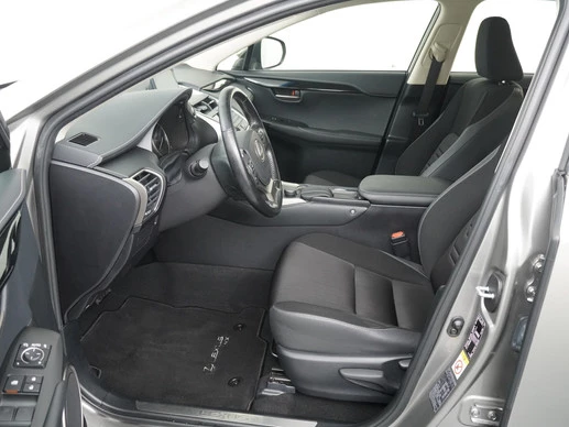 Lexus NX - Afbeelding 24 van 30