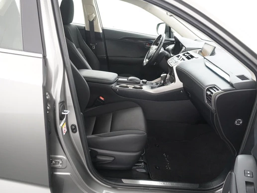 Lexus NX - Afbeelding 26 van 30