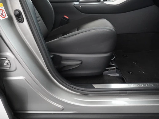 Lexus NX - Afbeelding 28 van 30