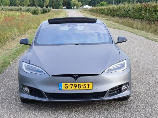 Tesla Model S - Afbeelding 4 van 30