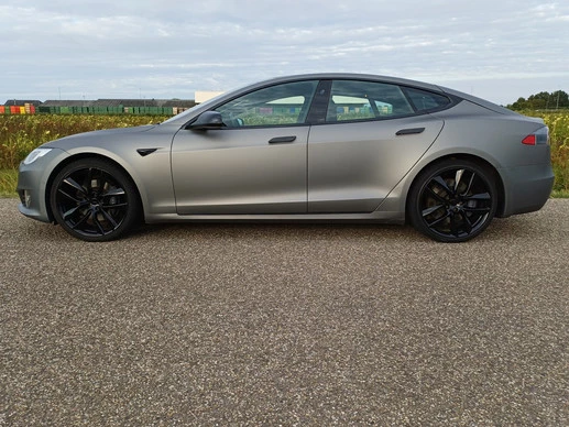 Tesla Model S - Afbeelding 14 van 30