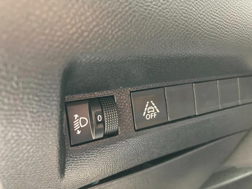 Peugeot 208 - Afbeelding 18 van 29