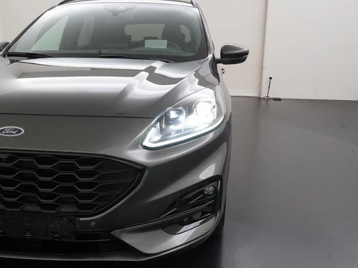 Ford Kuga - Afbeelding 25 van 30