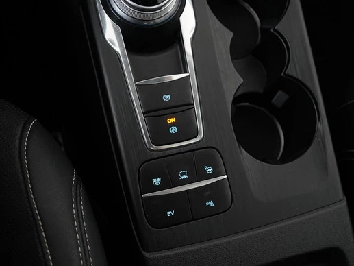 Ford Kuga - Afbeelding 12 van 30