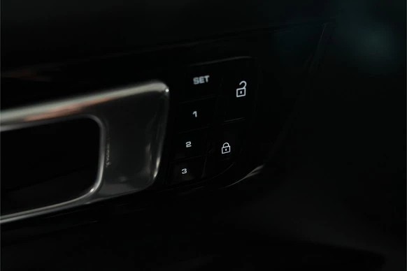 Porsche Cayenne - Afbeelding 17 van 30