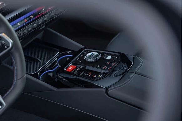 BMW M5 - Afbeelding 7 van 30