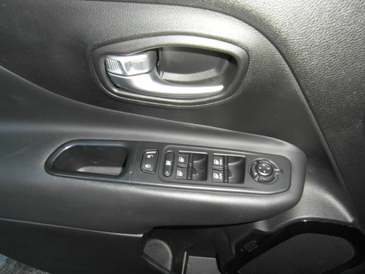 Jeep Renegade - Afbeelding 16 van 30
