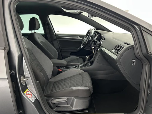 Volkswagen Golf - Afbeelding 12 van 30