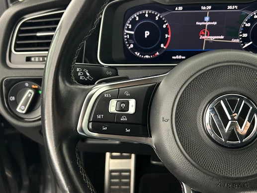 Volkswagen Golf - Afbeelding 17 van 30
