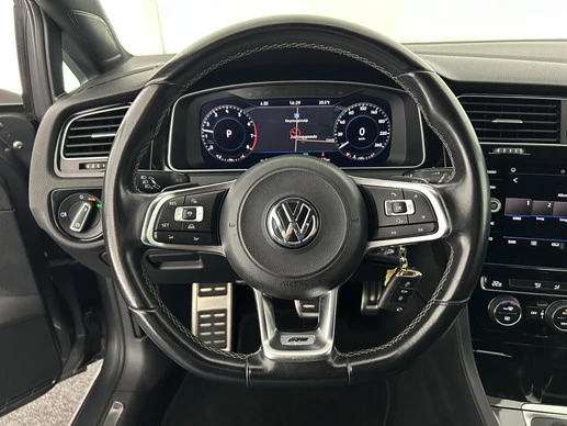 Volkswagen Golf - Afbeelding 18 van 30