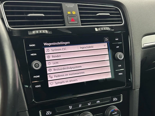Volkswagen Golf - Afbeelding 25 van 30