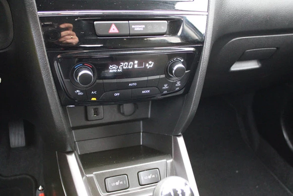 Suzuki Vitara - Afbeelding 18 van 30
