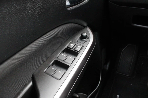Suzuki Vitara - Afbeelding 22 van 30