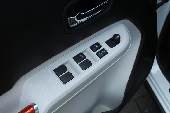 Suzuki Ignis - Afbeelding 21 van 30