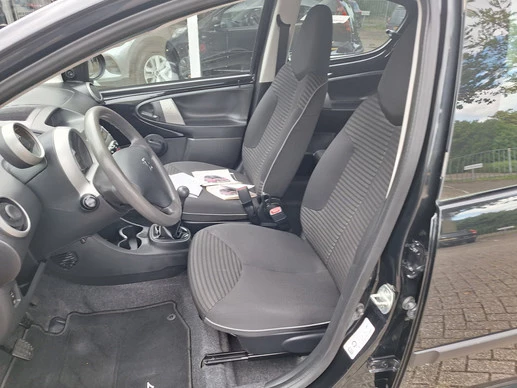 Peugeot 107 - Afbeelding 14 van 24