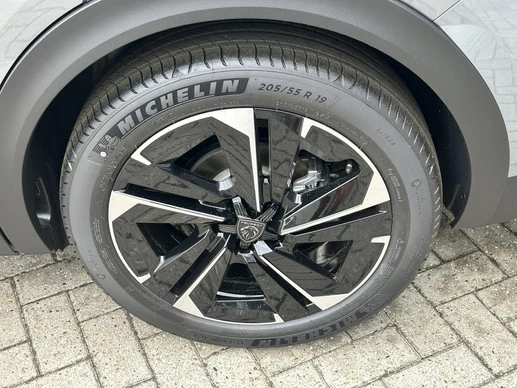 Peugeot 408 - Afbeelding 17 van 30