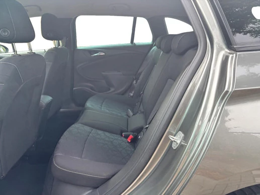 Opel Astra - Afbeelding 16 van 19