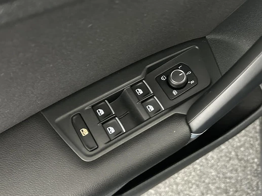 Volkswagen Tiguan - Afbeelding 16 van 30