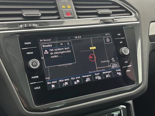 Volkswagen Tiguan - Afbeelding 25 van 30