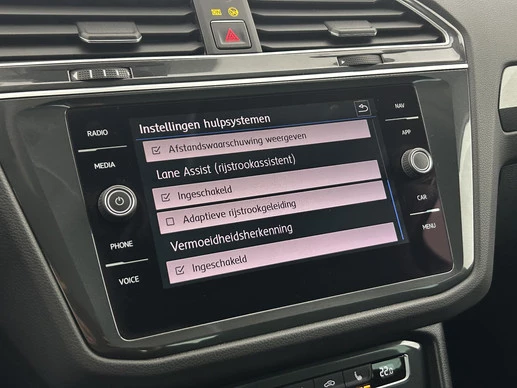 Volkswagen Tiguan - Afbeelding 27 van 30