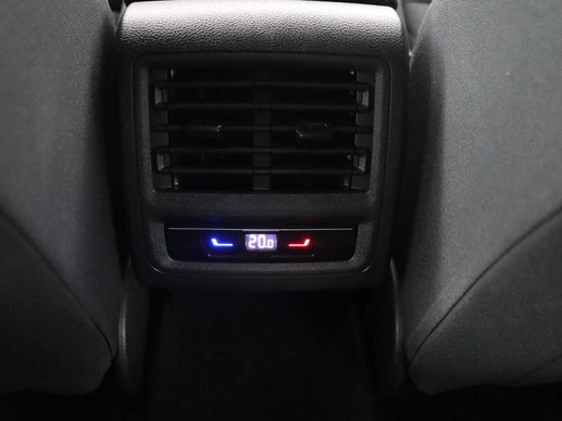 Volkswagen Golf - Afbeelding 27 van 30