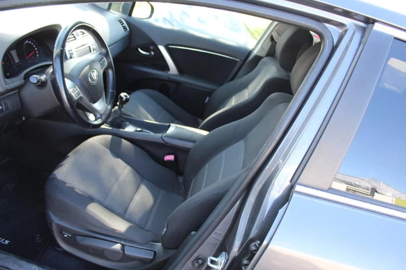 Toyota Avensis - Afbeelding 28 van 30
