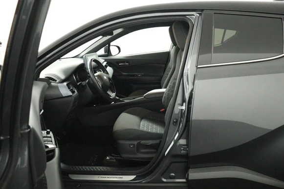 Toyota C-HR - Afbeelding 17 van 30