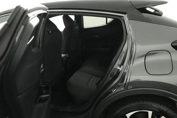 Toyota C-HR - Afbeelding 18 van 30
