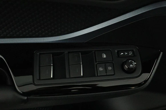 Toyota C-HR - Afbeelding 28 van 30