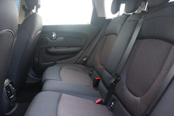 MINI Clubman - Afbeelding 8 van 30