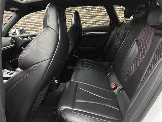 Audi RS3 - Afbeelding 18 van 30