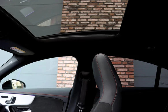 Mercedes-Benz CLA - Afbeelding 4 van 30