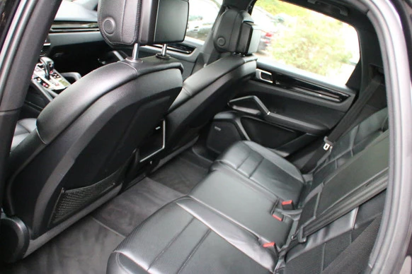 Porsche Cayenne - Afbeelding 19 van 22